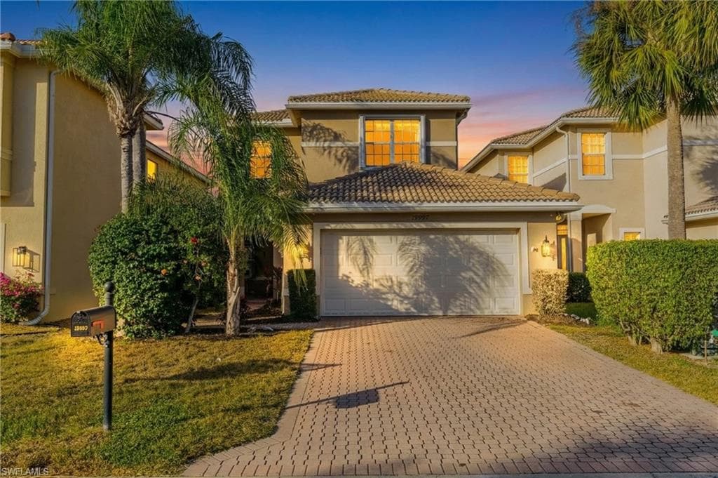 10487 Winged Elm LN-2