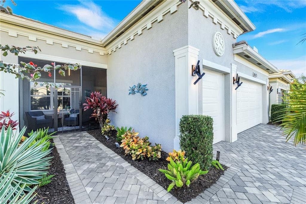 28560 Twain DR-6