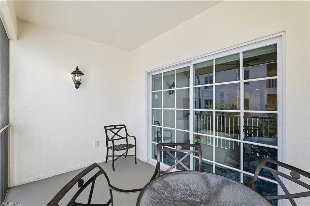 221 9th ST S 207-10