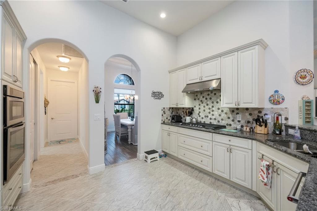 23016 Sanabria LOOP-13