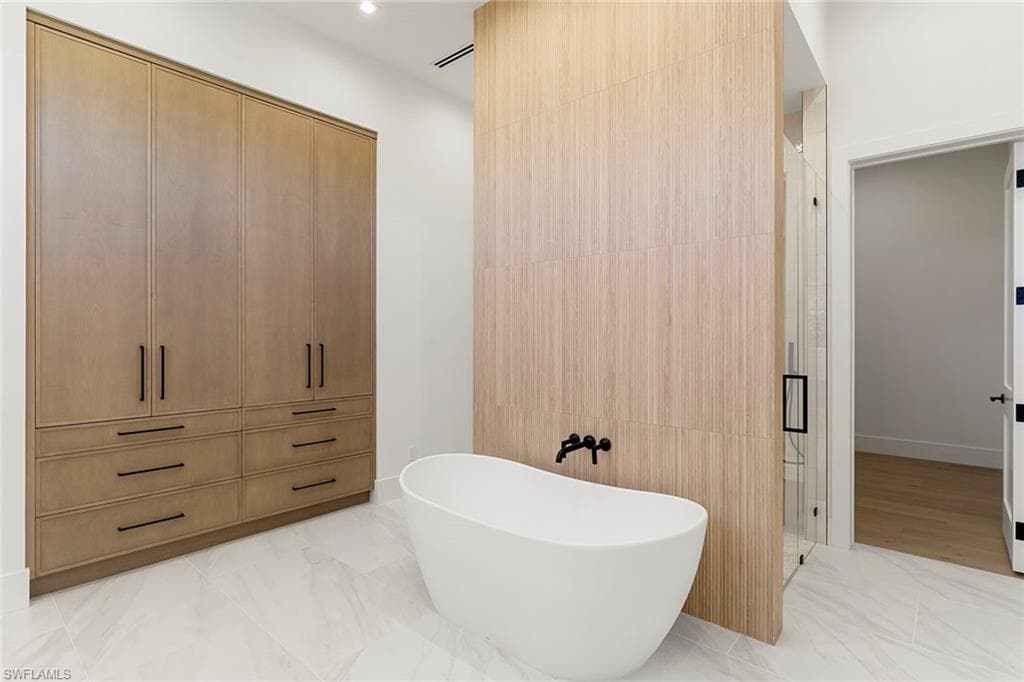 2309 Anthony CT-13