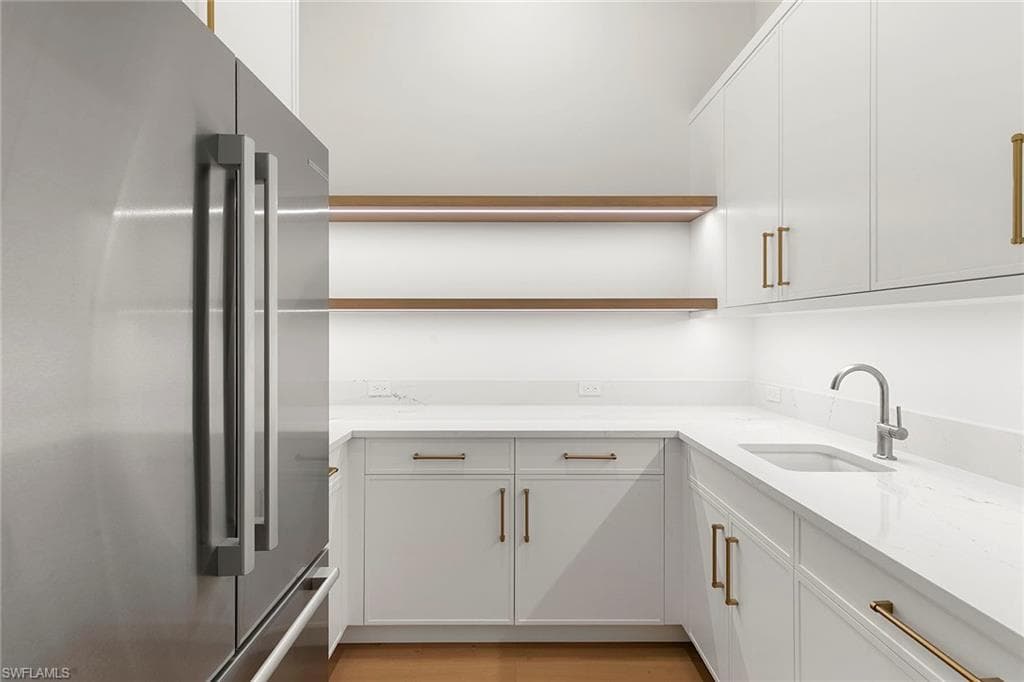 2309 Anthony CT-10