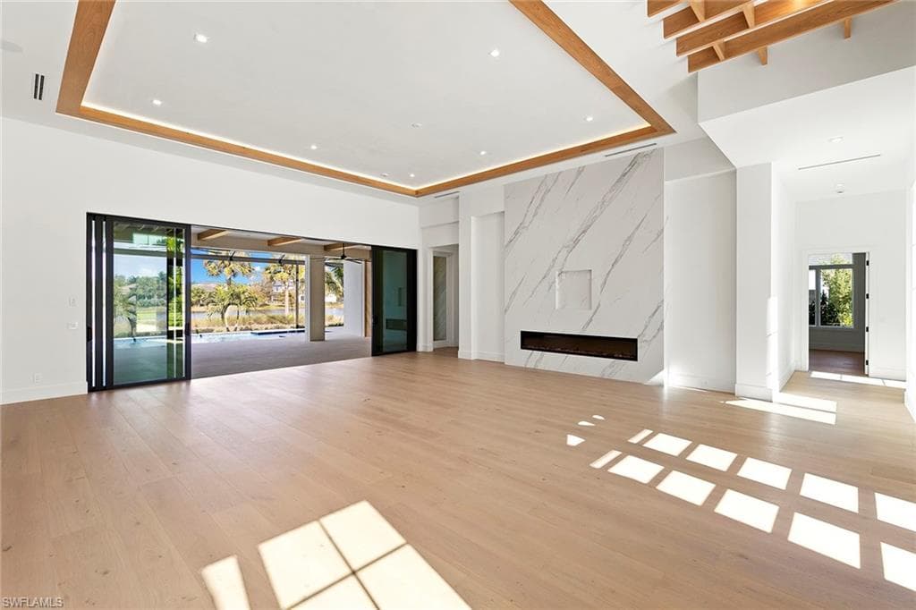 2309 Anthony CT-4