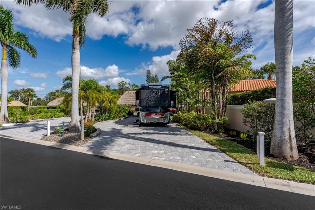 13547 Snook CIR-28