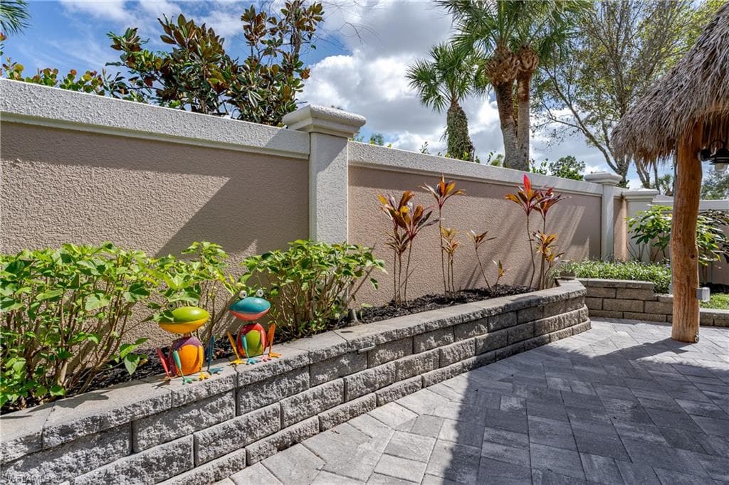 13547 Snook CIR-9