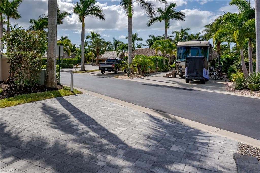 13547 Snook CIR-25