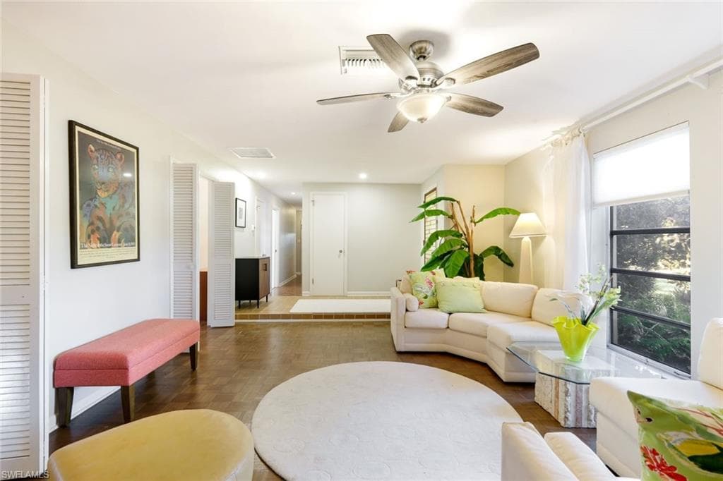 1334 Vesper DR-10