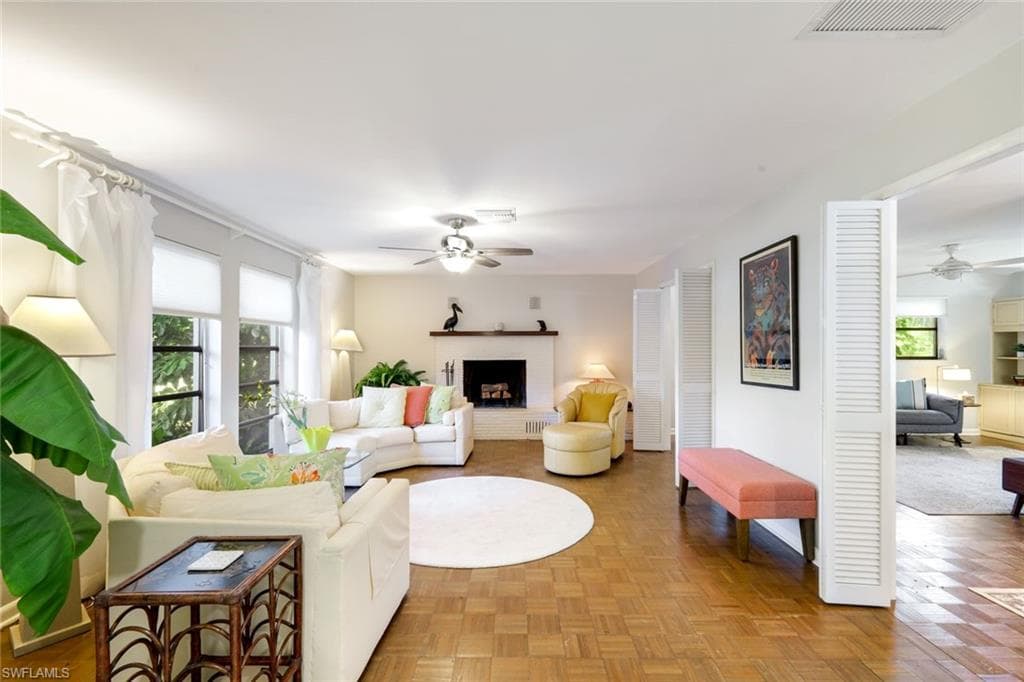 1334 Vesper DR-8
