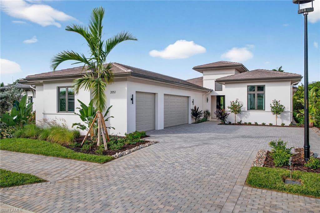 2051 Cambridge Park DR-1