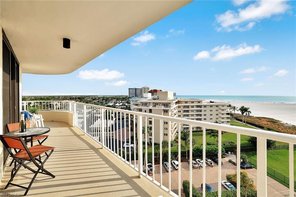 260 Seaview CT 906-27