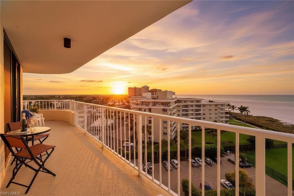 260 Seaview CT 906-22