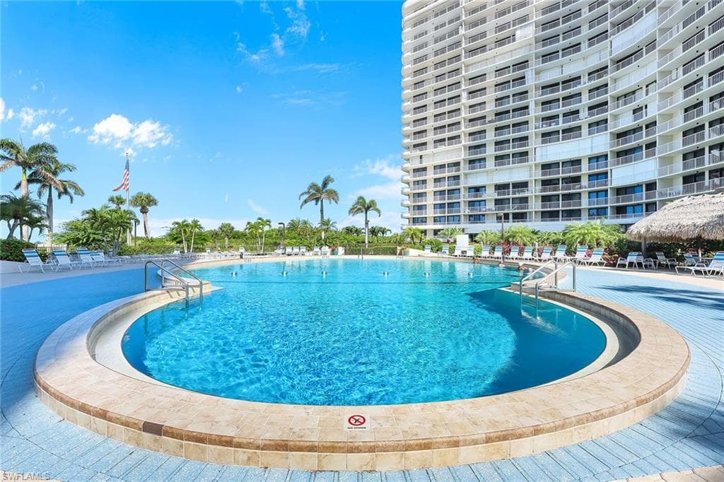 260 Seaview CT 906-34