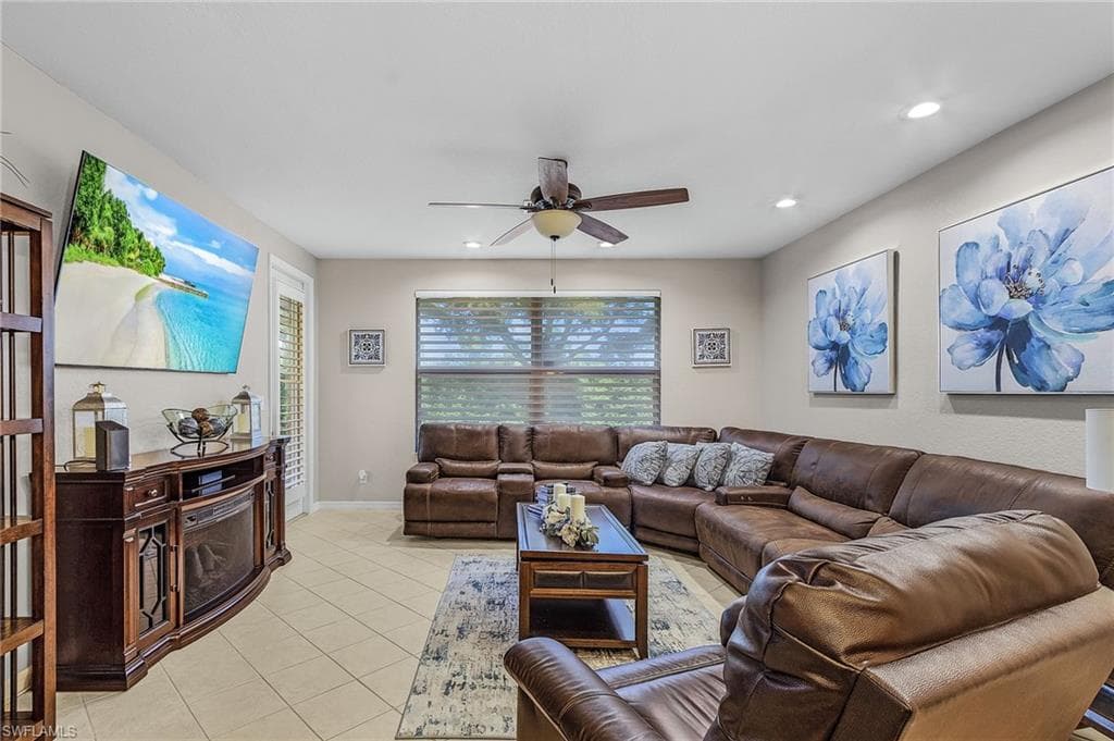 3331 Dandolo CIR-12