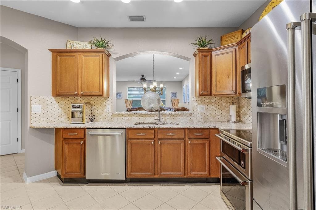 3331 Dandolo CIR-8