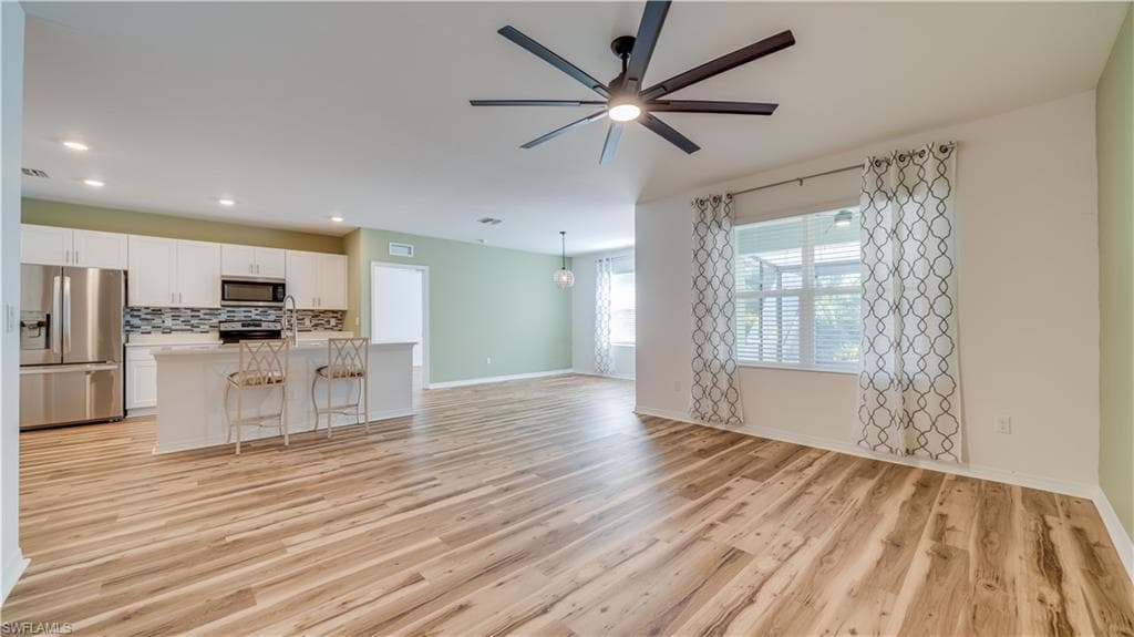 18512 Marlin Kite LN-23