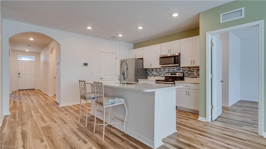 18512 Marlin Kite LN-17