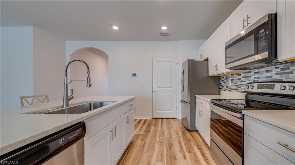18512 Marlin Kite LN-19