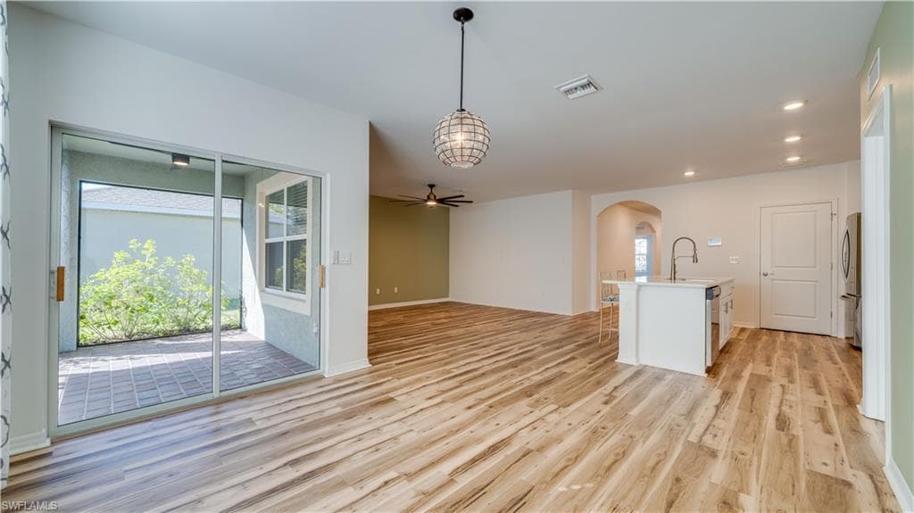 18512 Marlin Kite LN-25