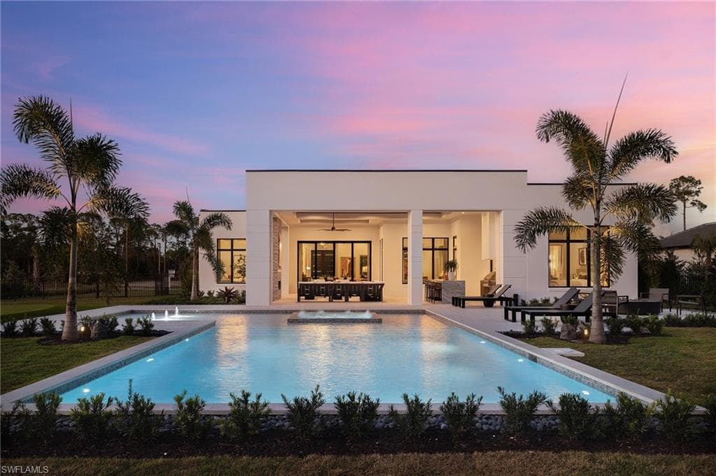 3054 Ravenna AVE-29
