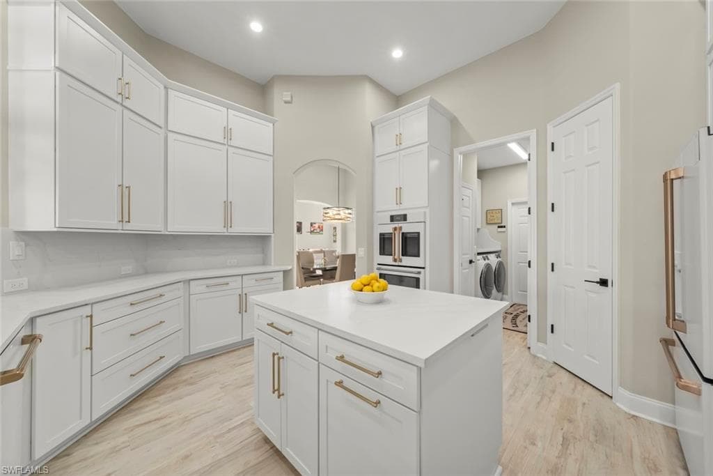 15520 Greenock LN-13