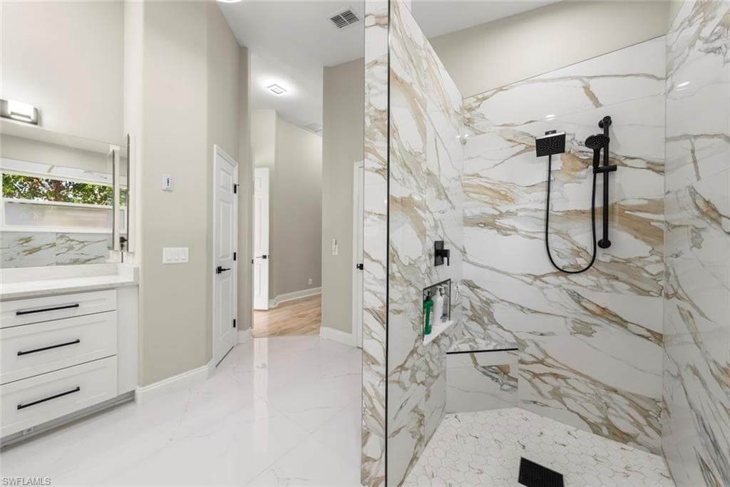 15520 Greenock LN-43