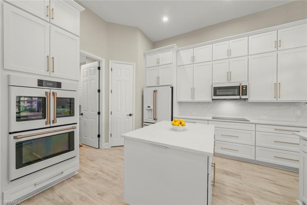 15520 Greenock LN-14