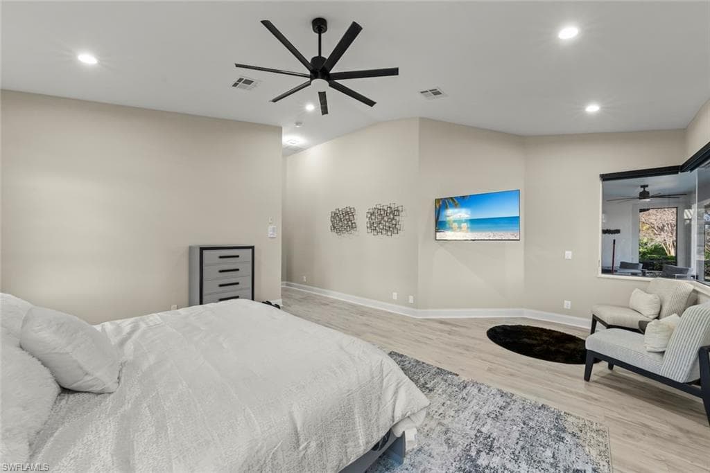 15520 Greenock LN-41