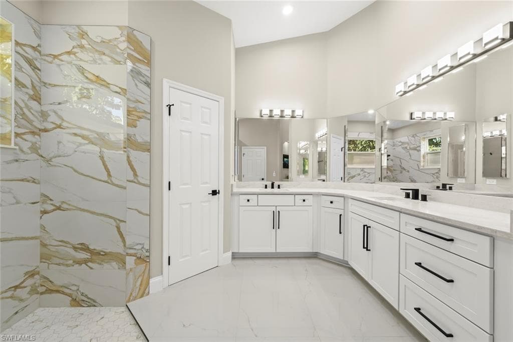 15520 Greenock LN-45
