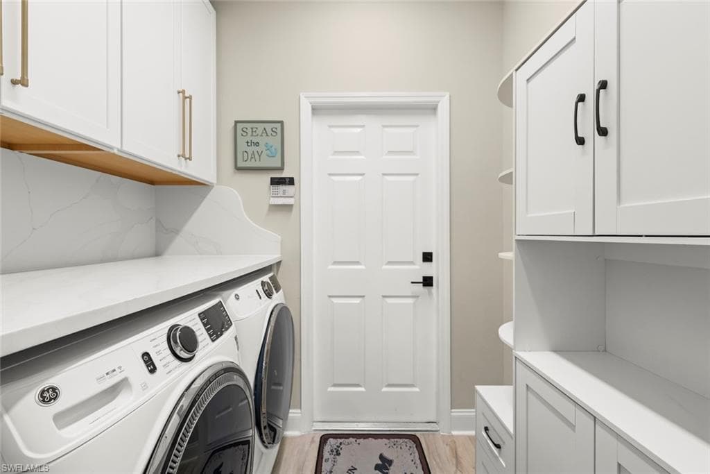 15520 Greenock LN-15