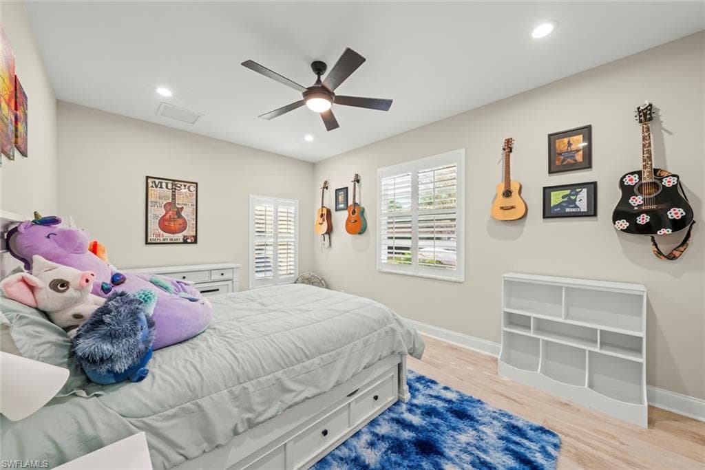 15520 Greenock LN-25