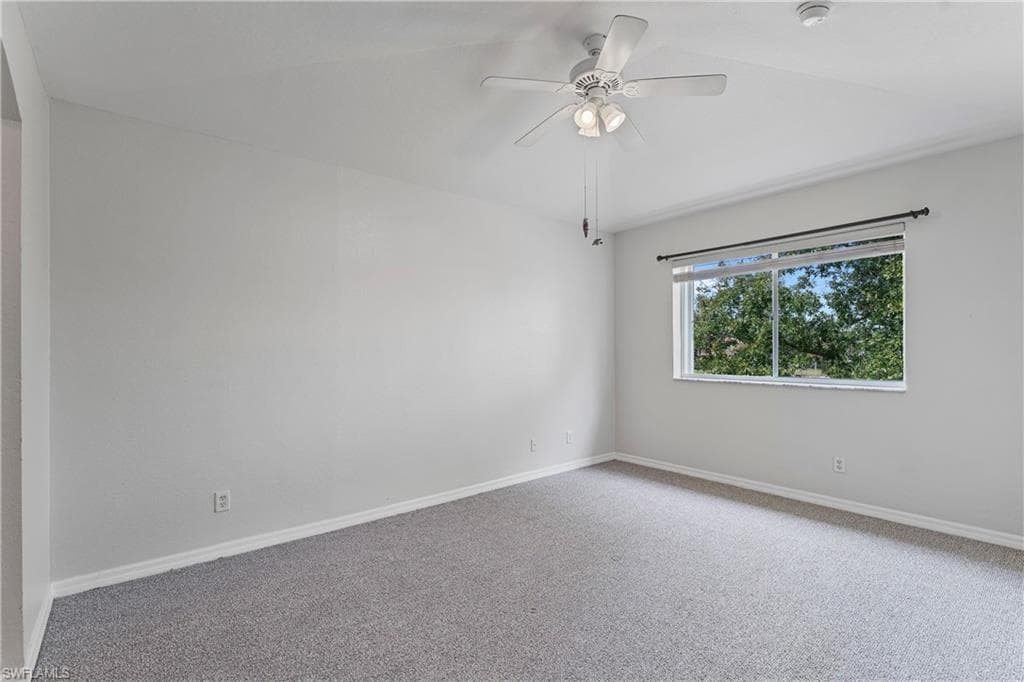 9544 Roundstone CIR-23