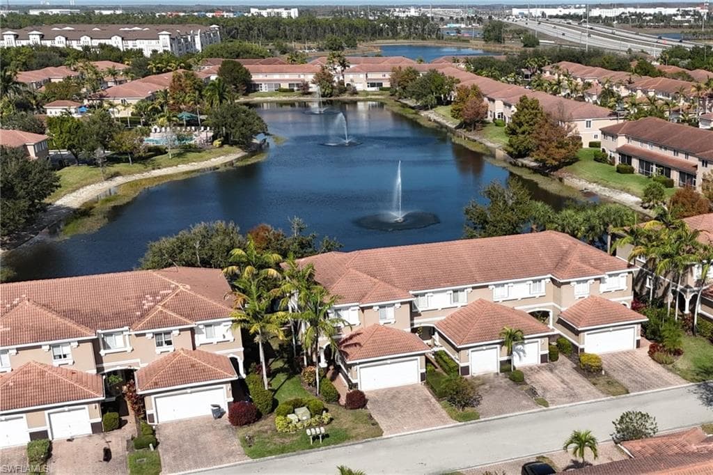 9544 Roundstone CIR-1