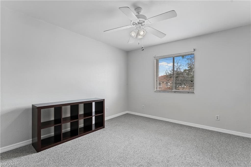 9544 Roundstone CIR-28