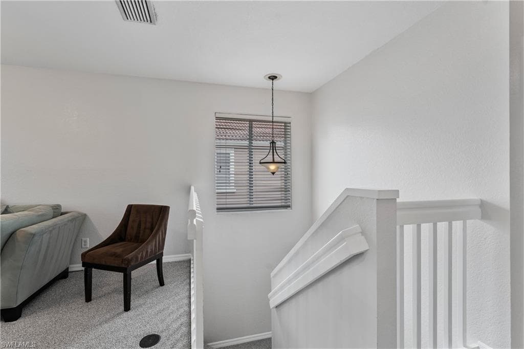 9544 Roundstone CIR-20