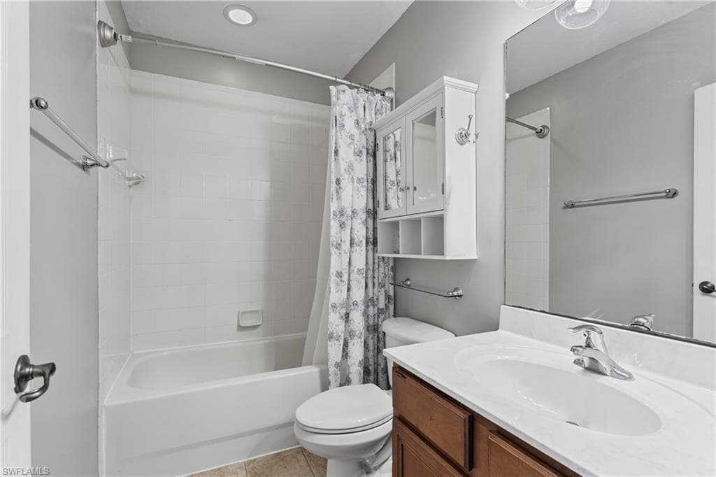 9544 Roundstone CIR-30