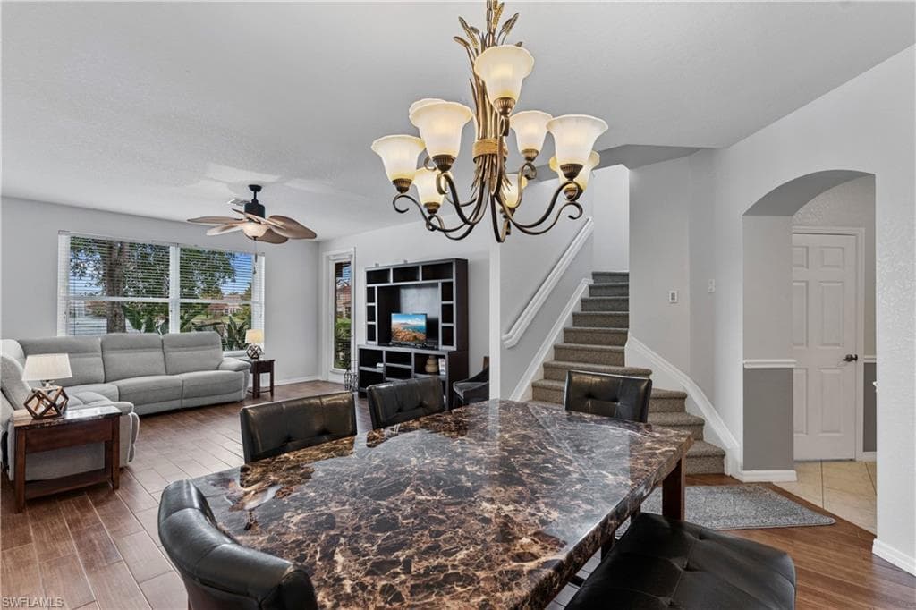 9544 Roundstone CIR-14
