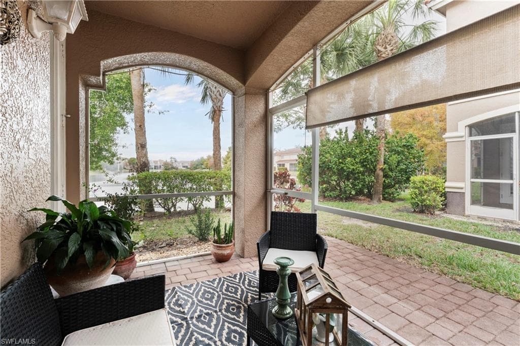 9544 Roundstone CIR-19