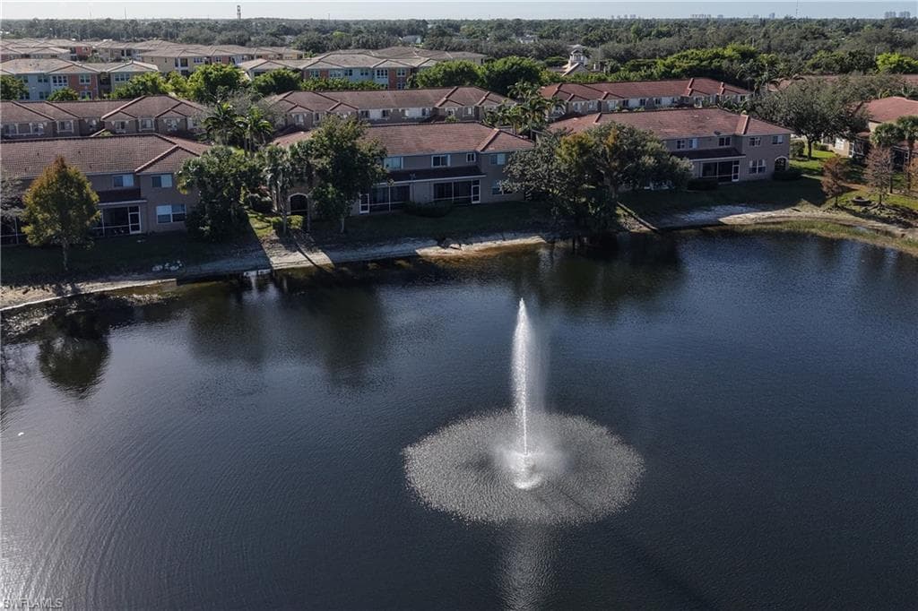 9544 Roundstone CIR-4