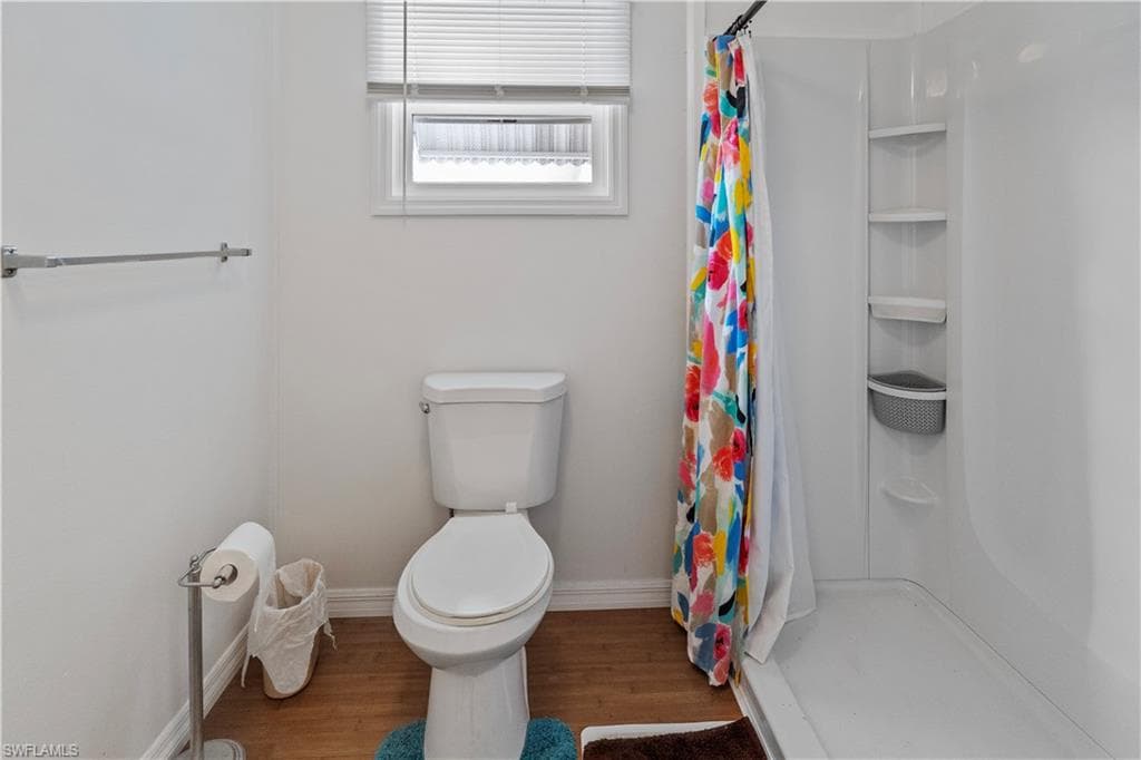 17 Saint Raphael DR-27