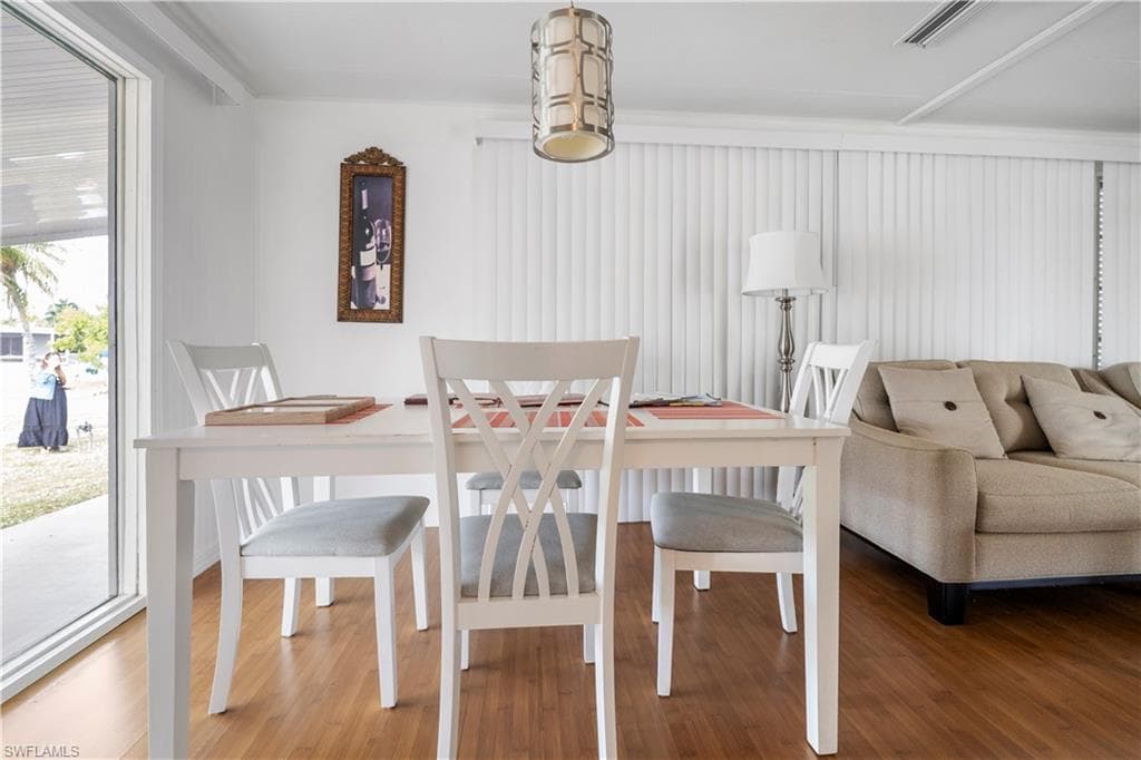 17 Saint Raphael DR-5