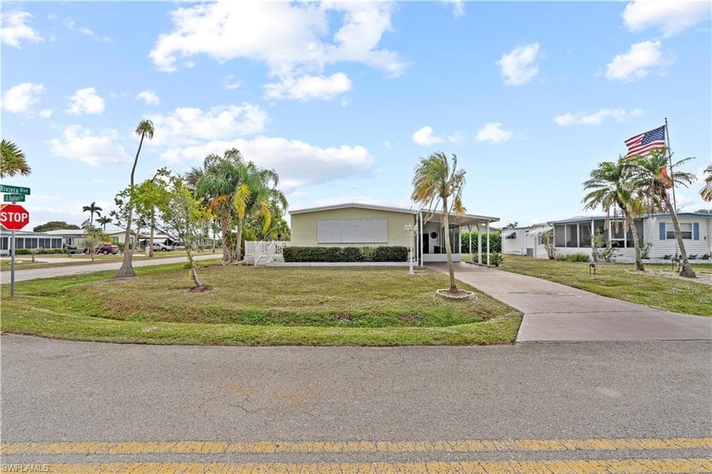17 Saint Raphael DR-35