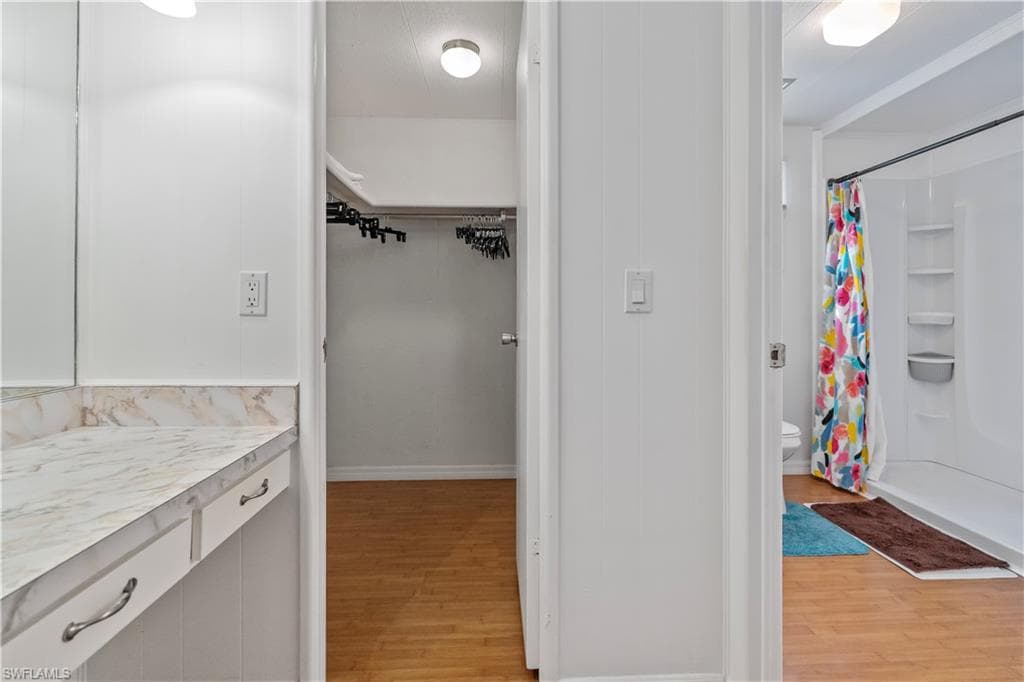 17 Saint Raphael DR-29