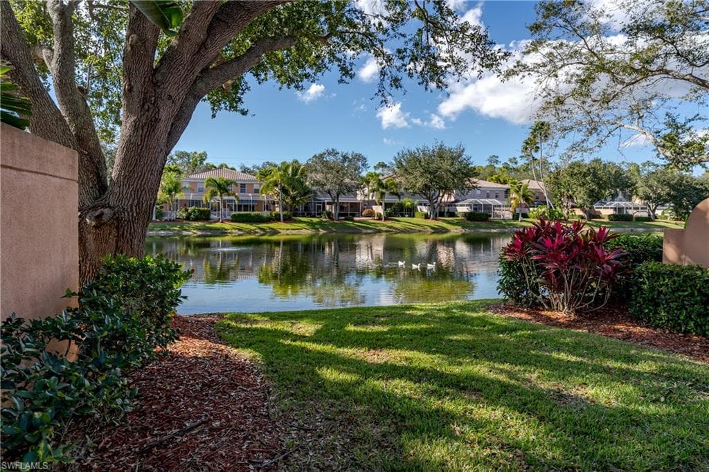 5353 Cove CIR-9
