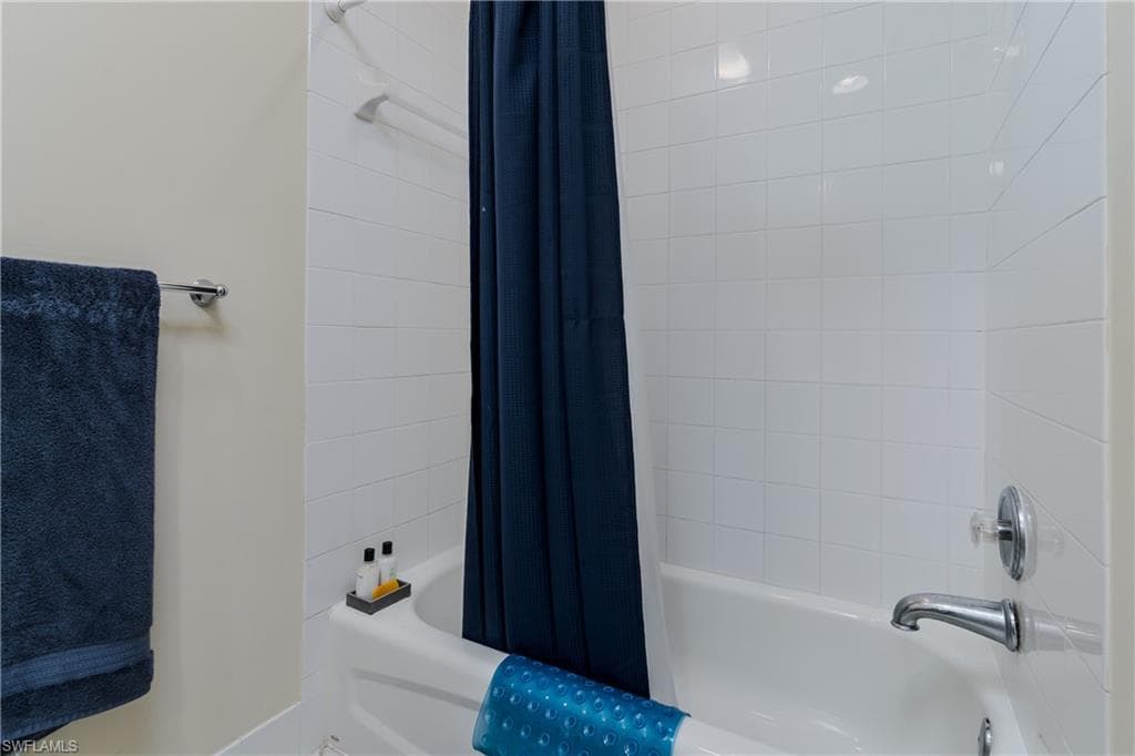 5353 Cove CIR-37