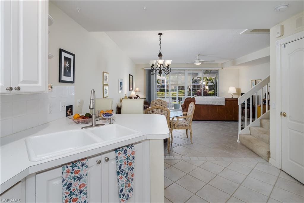 5353 Cove CIR-25