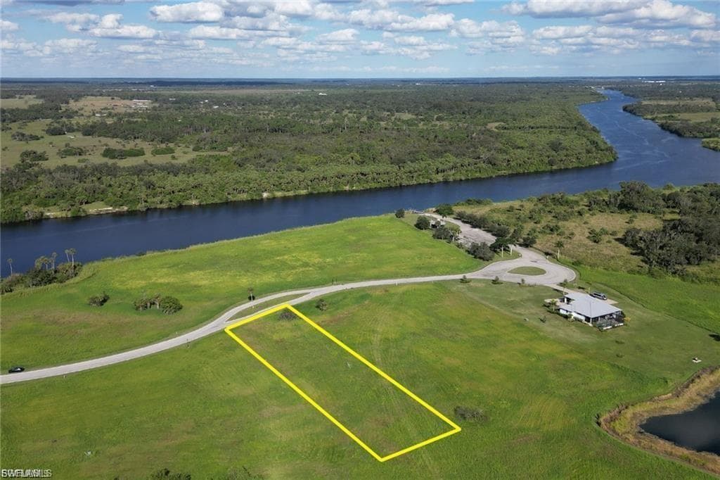 2023 Silk Bay BLVD-2
