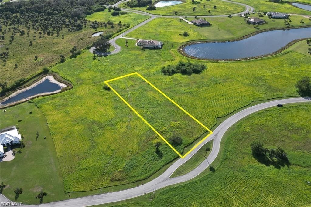 2023 Silk Bay BLVD-4