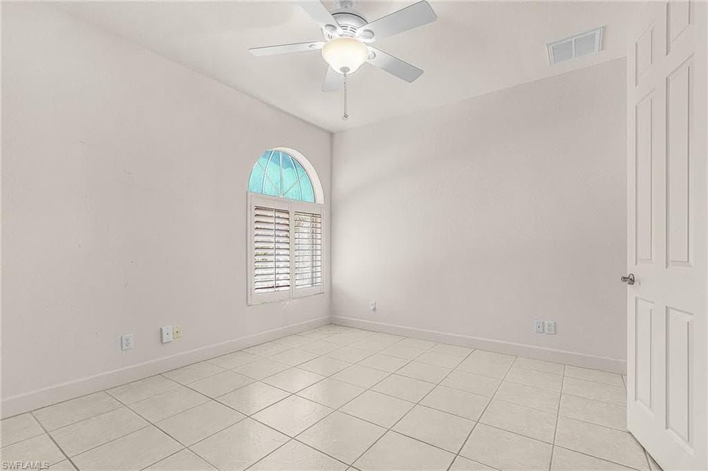 2123 Davis BLVD-13