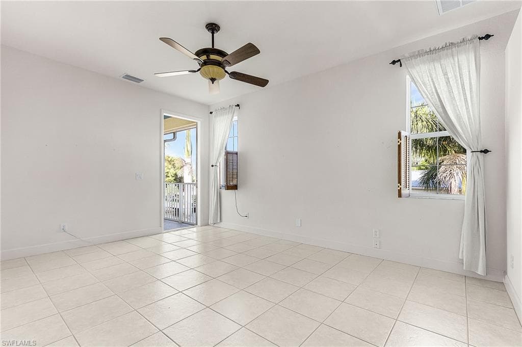2123 Davis BLVD-9