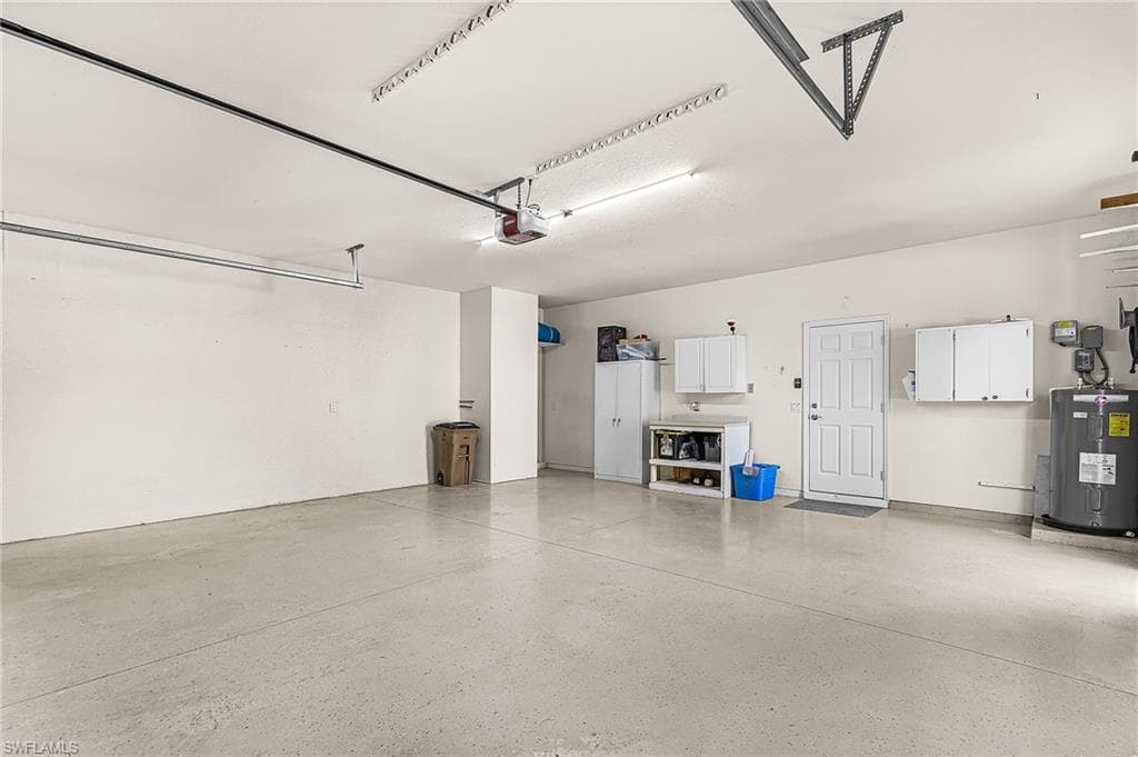2123 Davis BLVD-25